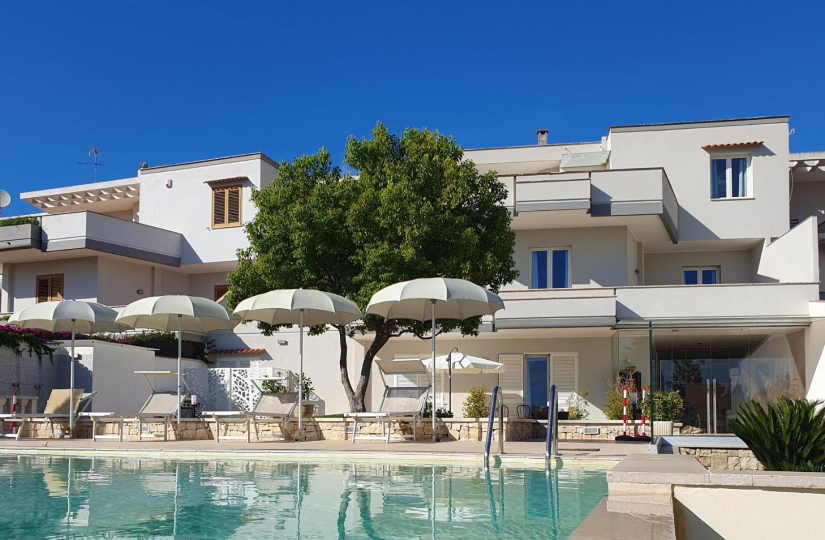 Villa Lecce Esterno foto